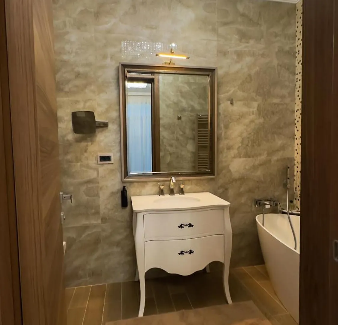 Villa Therme Criss Balotesti Romania